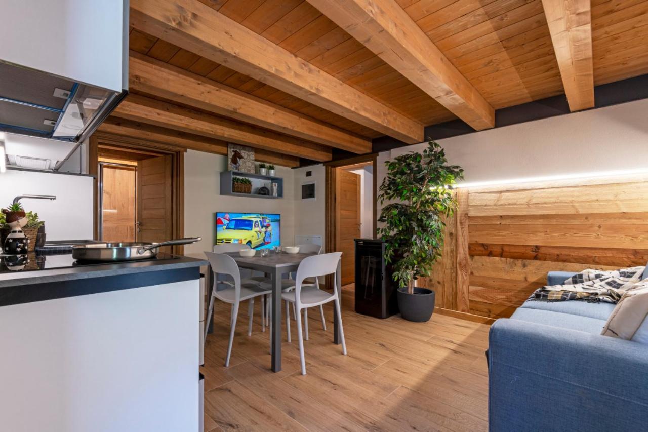 Maison Marcoz - Appartamenti Vacanze Етрубль Екстер'єр фото