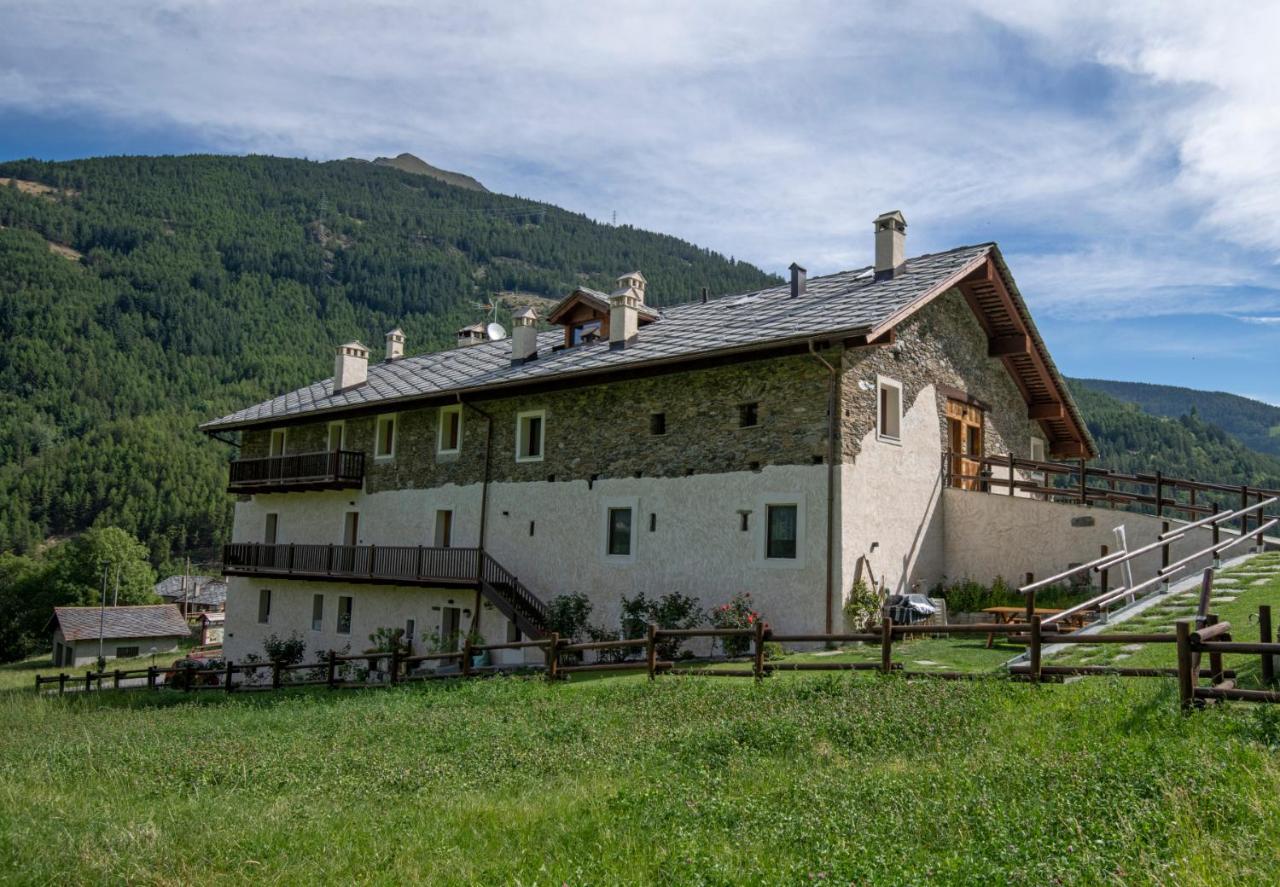 Maison Marcoz - Appartamenti Vacanze Етрубль Екстер'єр фото